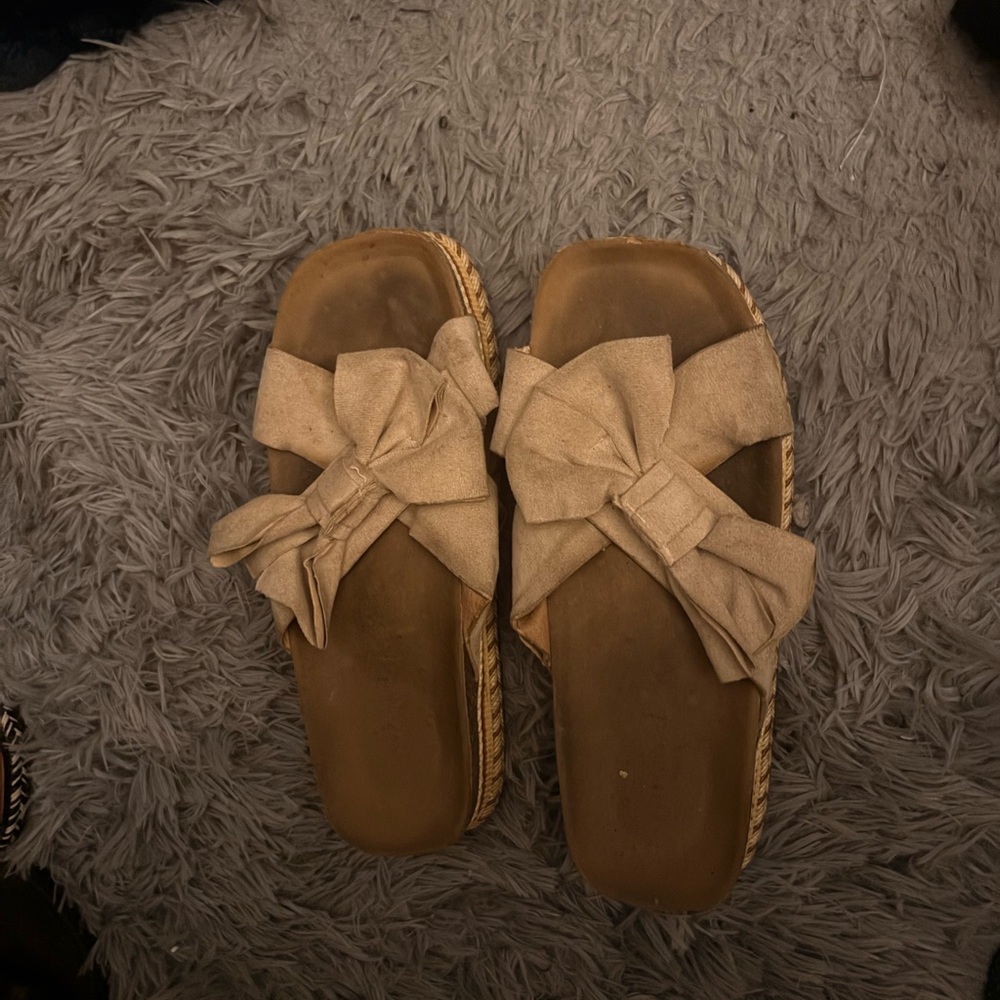 NATURAL LIFE Tan Bow Slide Sandals
